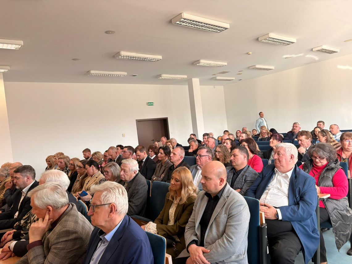 Politycy rozmawiali z mieszkańcami Ciechanowa. Debata o przyszłości regionu