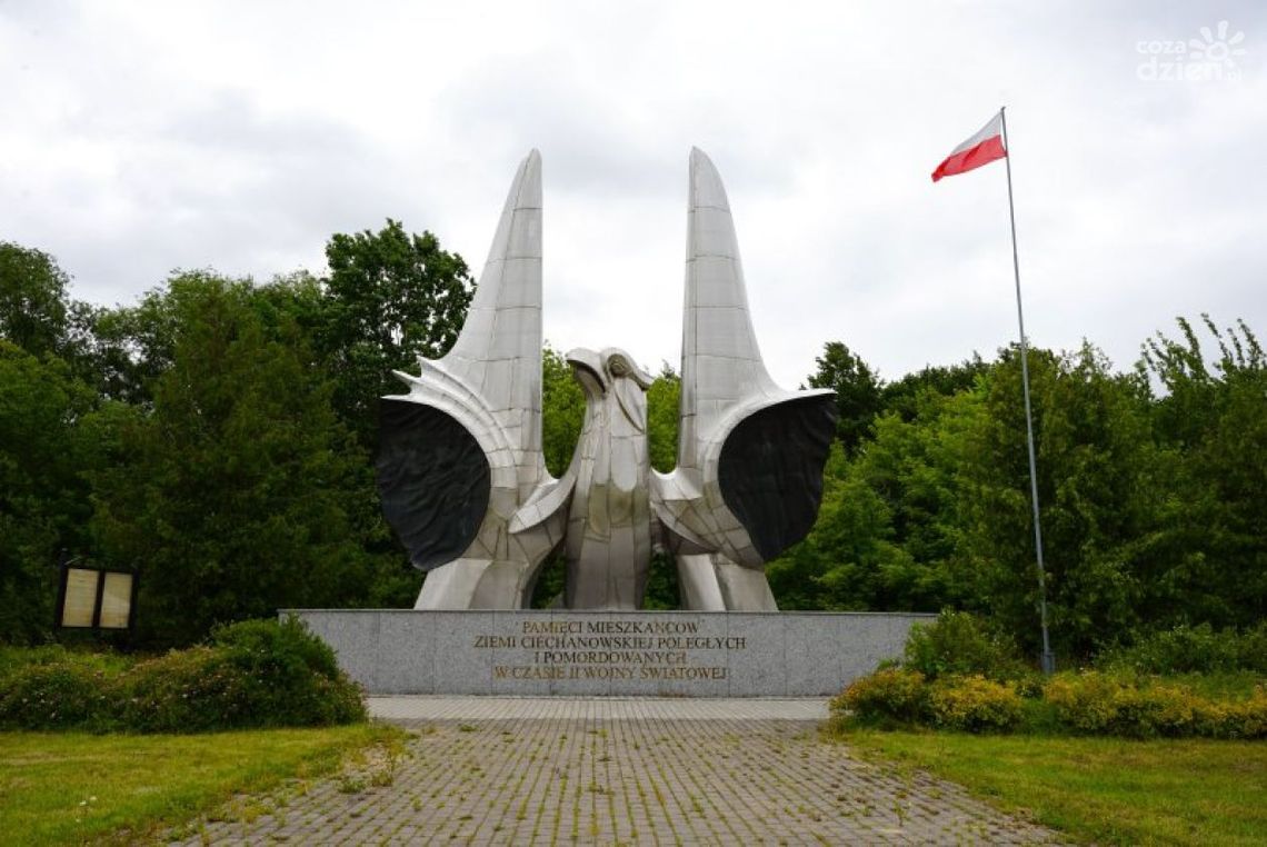 Pomnik "Orła" w Ciechanowie zostaje