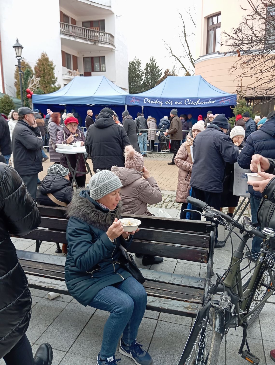 POSŁUCHAJ. Jarmark i miejska wigilia w Ciechanowie POSŁUCHAJ. Jarmark i miejska wigilia w Ciechanowie