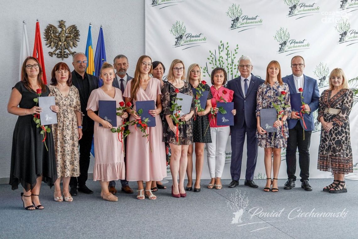 Powiat ciechanowski zyskał ośmiu nauczycieli mianowanych