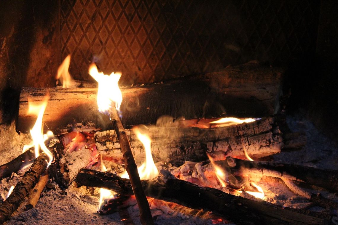 Powiat płoński. Dwa pożary. Dwie ofiary. Nie żyje kobieta i mężczyzna Powiat płoński. Dwa pożary. Dwie ofiary. Nie żyje kobieta i mężczyzna