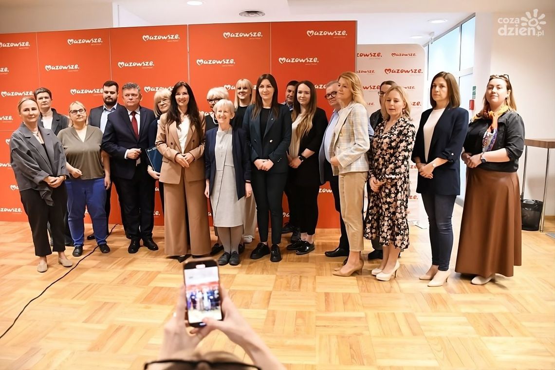 Powstaje 30 nowych ośrodków wsparcia. Mazowsze walczy o zdrowie psychiczne młodych i dorosłych