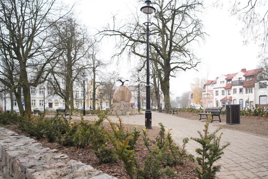 Prace na skwerze na placu T. Kościuszki zakończone
