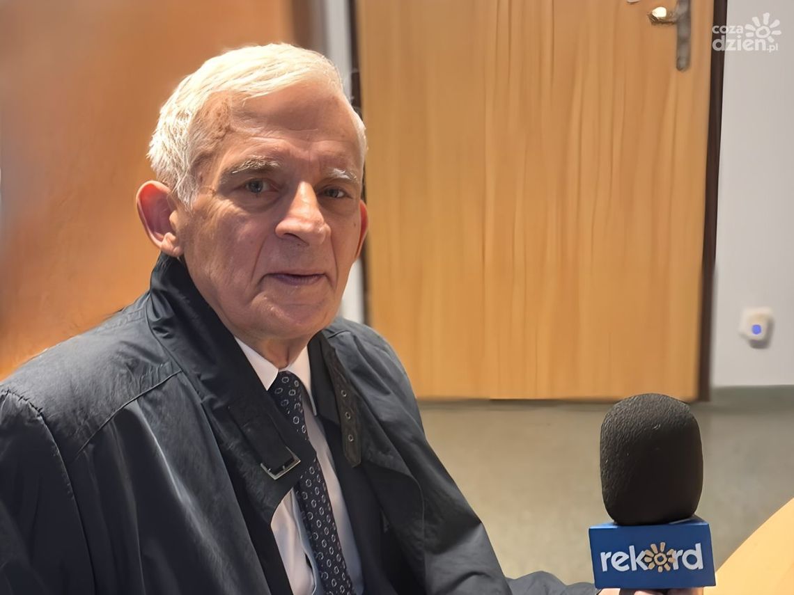 Prof. Jerzy Buzek, były premier Polski i były przewodniczący Parlamentu Europejskiego w rozmowie Radia Rekord Mazowsze Prof. Jerzy Buzek, były premier Polski i były przewodniczący Parlamentu Europejskiego w rozmowie Radia Rekord Mazowsze