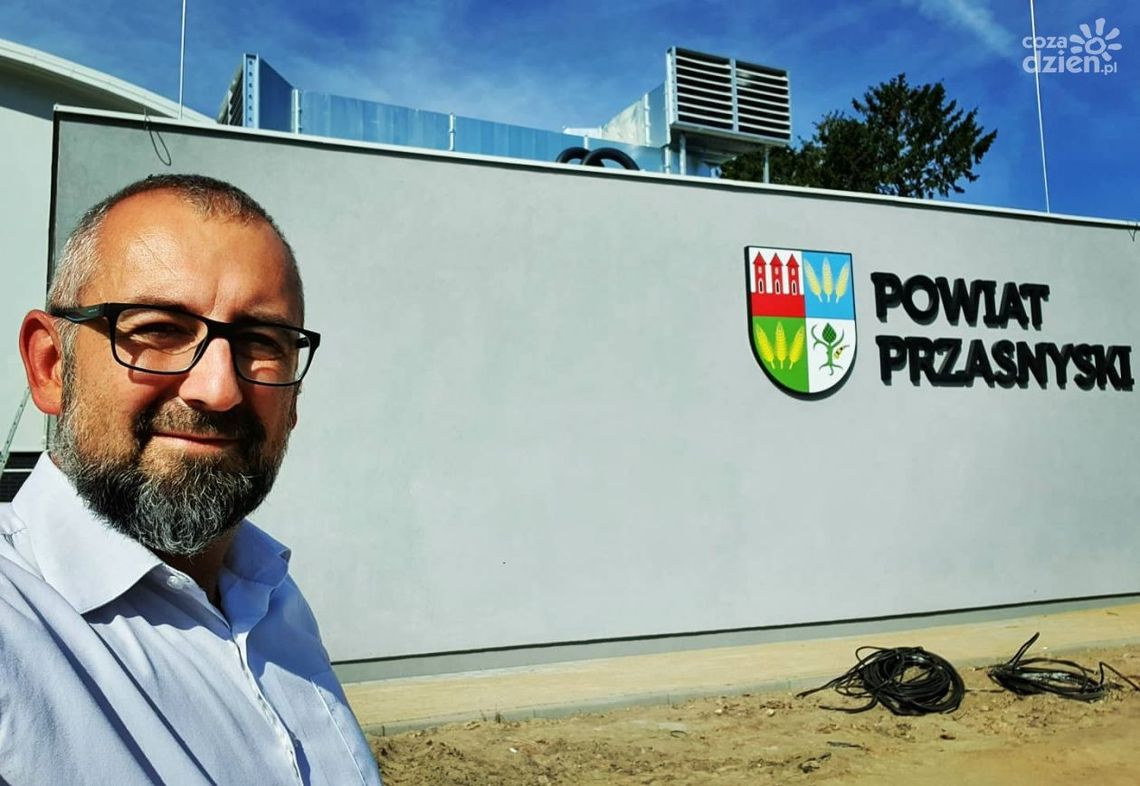 Przasnyskie lodowisko na finiszu Przasnyskie lodowisko na finiszu