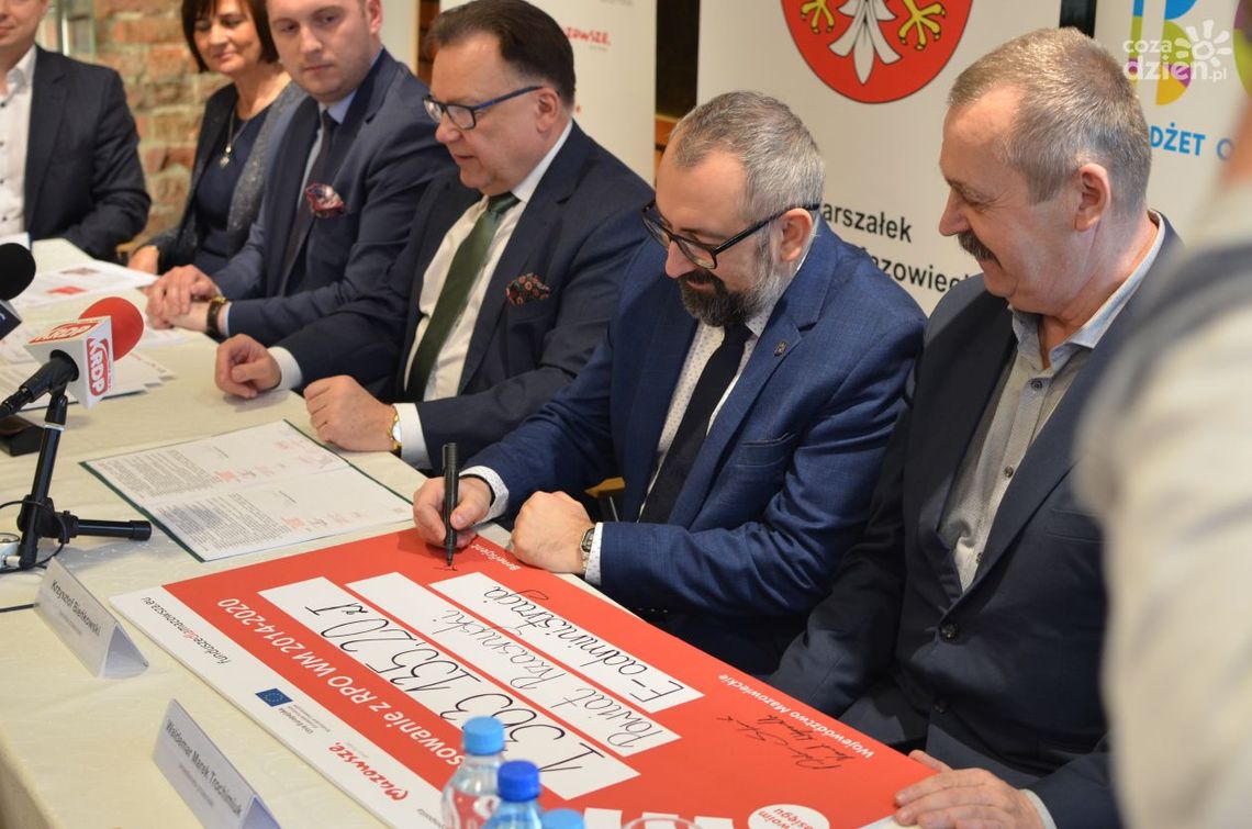 Przasnysz: Szybciej i sprawniej załatwisz urzędową sprawę 