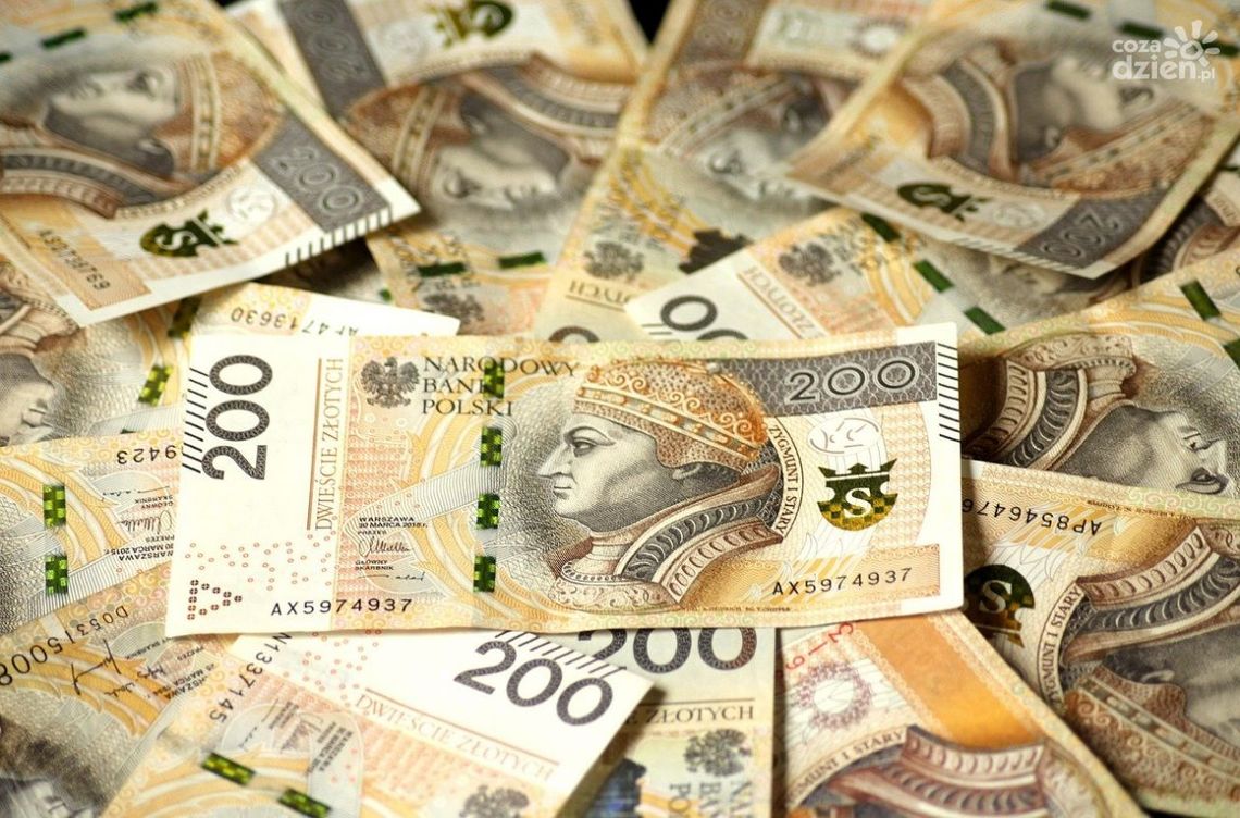 Przedświąteczna fala oszustw – 58-letnia mławianka straciła ponad 7 tysięcy złotych