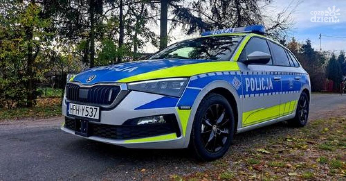 Radiowóz w nowych barwach już na służbie. Trafił do ciechanowskich policjantów