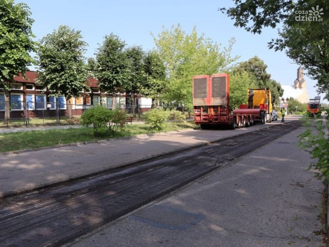 Rozpoczęcie prac drogowych na osiedlu „Kargoszyn” – remont ul. Stanisława Wyspiańskiego