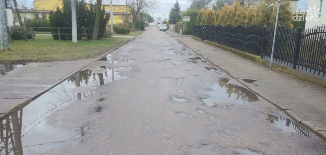 Rozpoczyna się remont Parkowej i Ogrodowej w Glinojecku (zdjęcia)