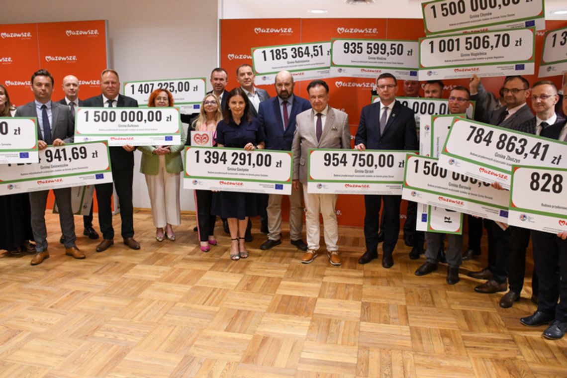 Samorząd wspiera budowę i modernizację oczyszczalni ścieków Samorząd wspiera budowę i modernizację oczyszczalni ścieków