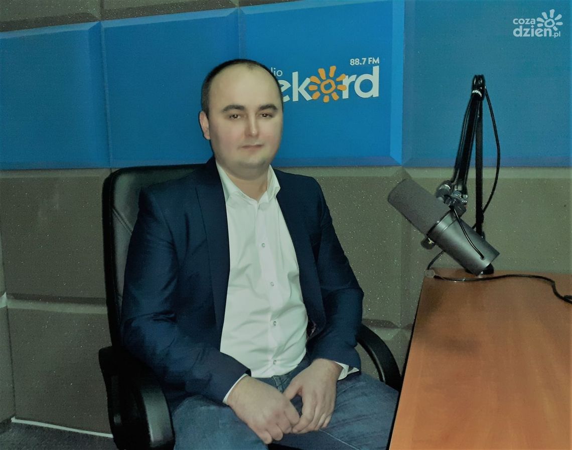 Sebastian Andrzejczak z lewicy gościem w Radiu Rekord