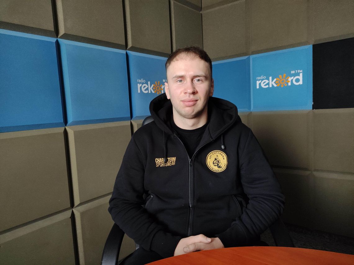 Sebastian Krzyżanowski: Dzieci i młodzież ciężko odciągnąć od telefonów. Mam na to radę! Sebastian Krzyżanowski: Dzieci i młodzież ciężko odciągnąć od telefonów. Mam na to radę!