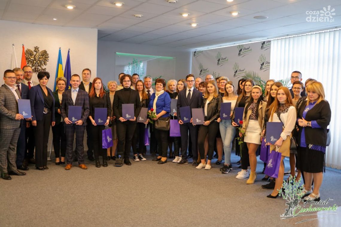Siedemnastu stypendystów starosty ciechanowskiego