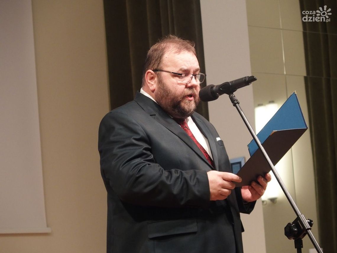 Skandal w ciechanowskim kuratorium. Zawiśliński odsunięty, jest oficjalny komunikat