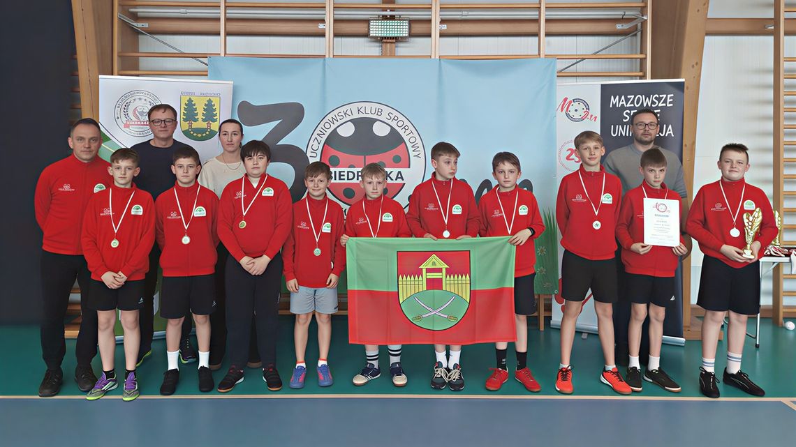 Drużyna unihokeja SKS Sońsk