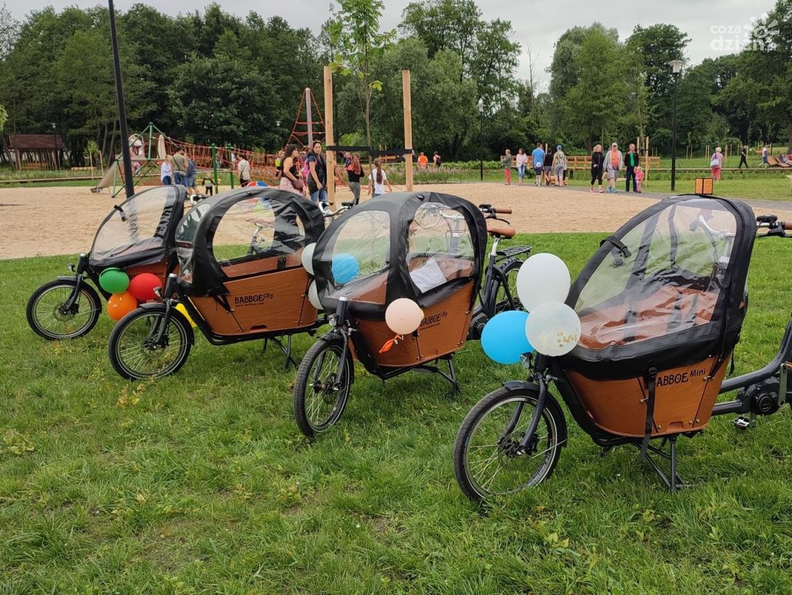 Startuje sezon rowerowy 2025 w powiecie ciechanowskim. Rodzinne rowery dostępne za darmo!