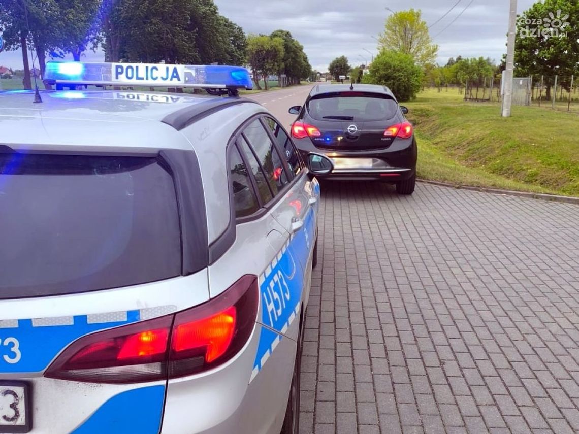 Stracił prawo jazdy w 15 minut – kierowca opla dwukrotnie ukarany przez patrol SPEED