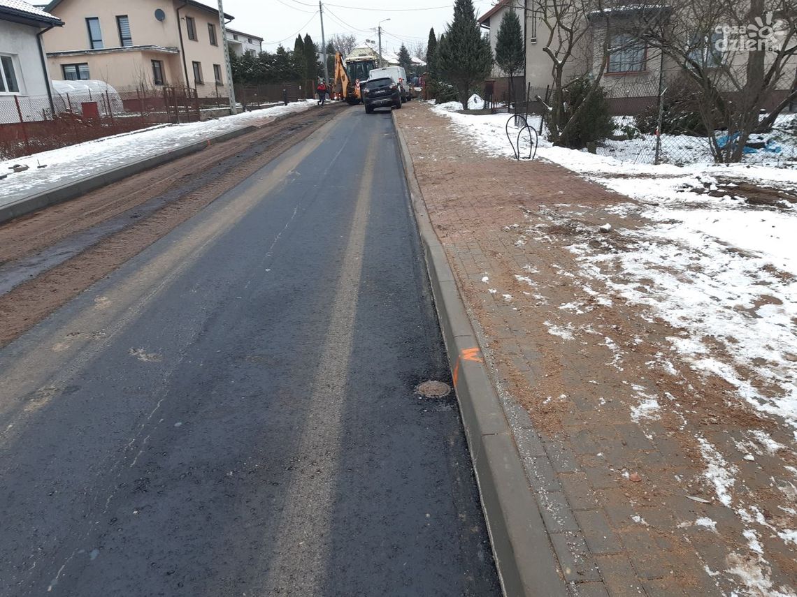 Studzieniec w budowie. "Prace w dobrym tempie, nie ma zagrożenia"