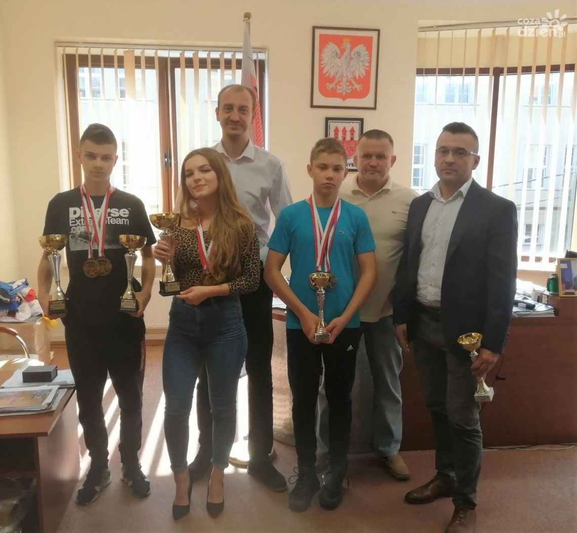 Sukcesy przasnyszan w trójboju siłowym Sukcesy przasnyszan w trójboju siłowym