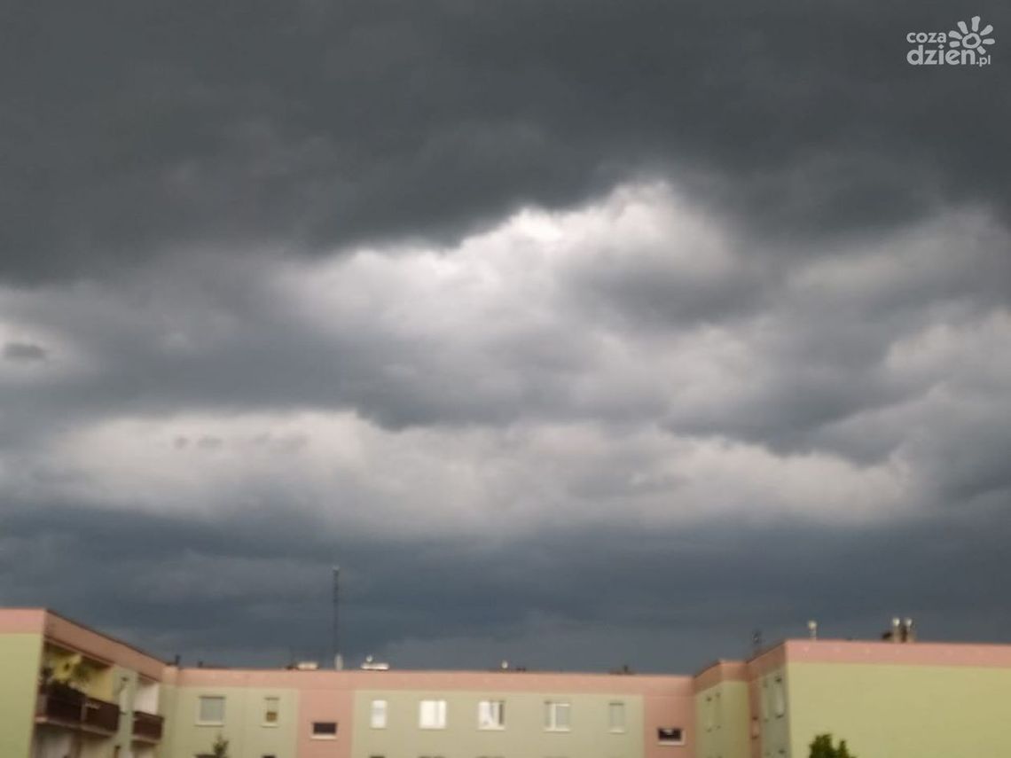 Synoptycy prognozują burze na terenie powiatu ciechanowskiego i sąsiednich