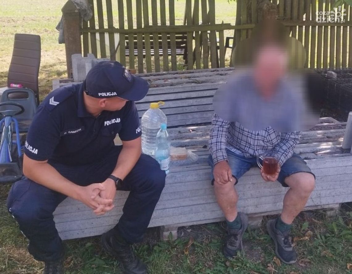 Szczęśliwe zakończenie seniora podróży w nieznane 