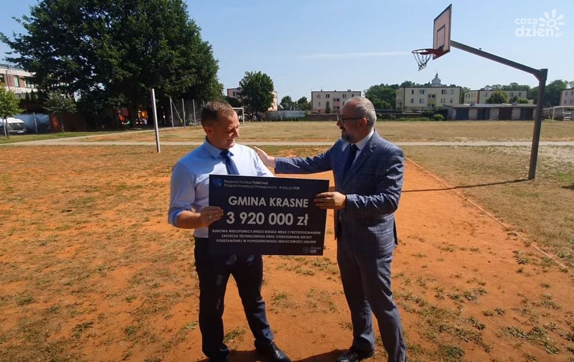 Szkoła Podstawowa w Krasnem doczeka się wielofunkcyjnego boiska 