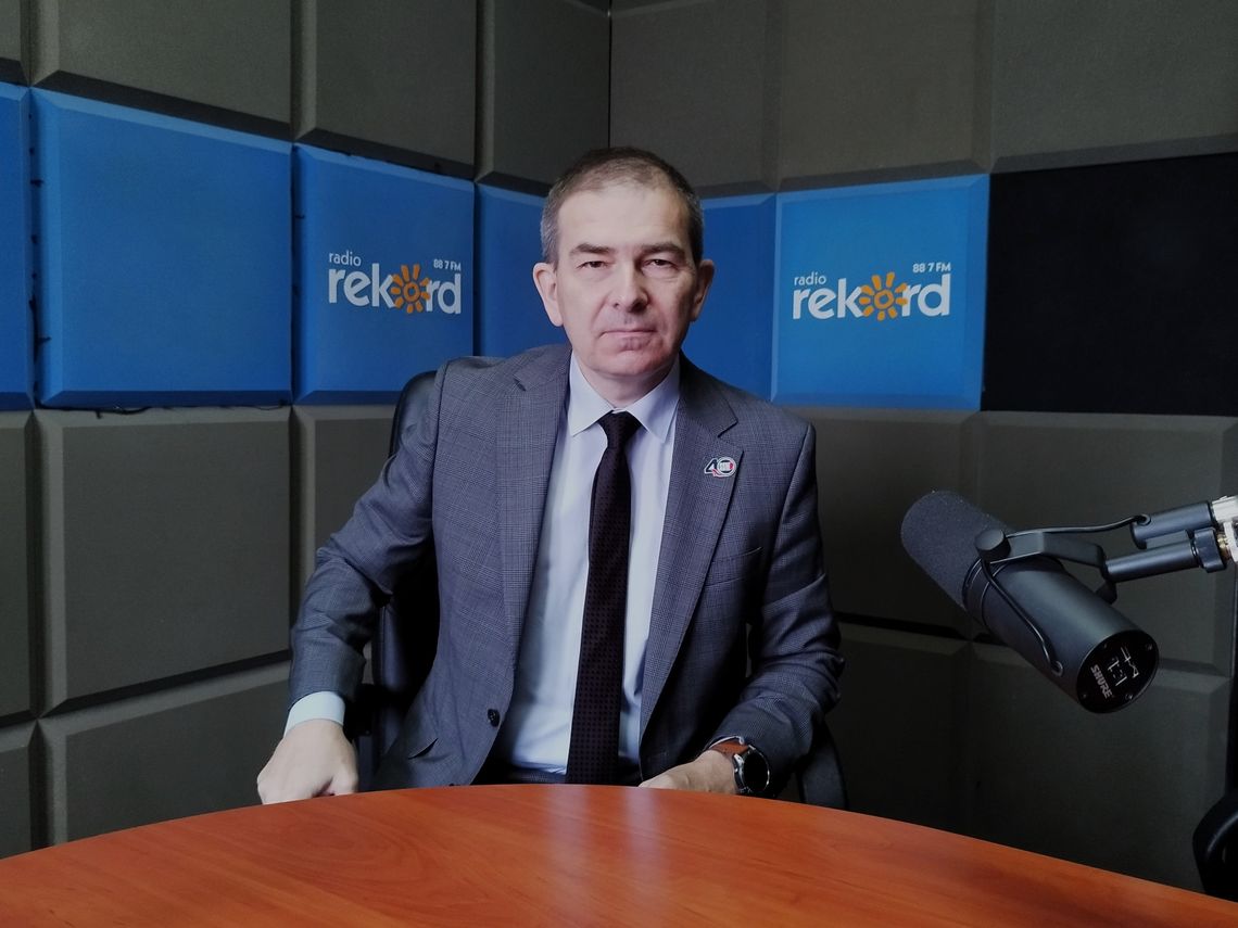 Szpital w Ciechanowie ma 40 lat i nie zwalnia tempa. Dyrektor Andrzej Kamasa opowiada o inwestycjach, jubileuszu i... nowej misji.