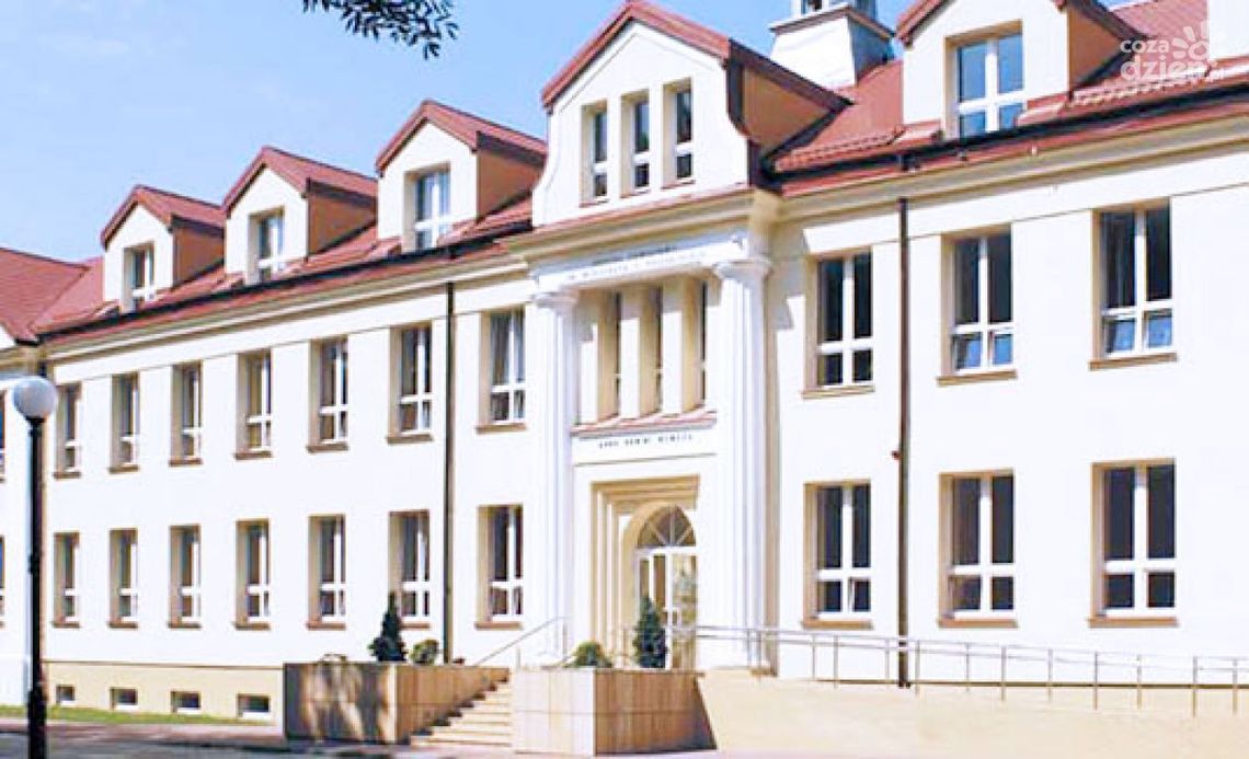 Szpital w Płońsku. 63 osoby z personelu w odizolowaniu.