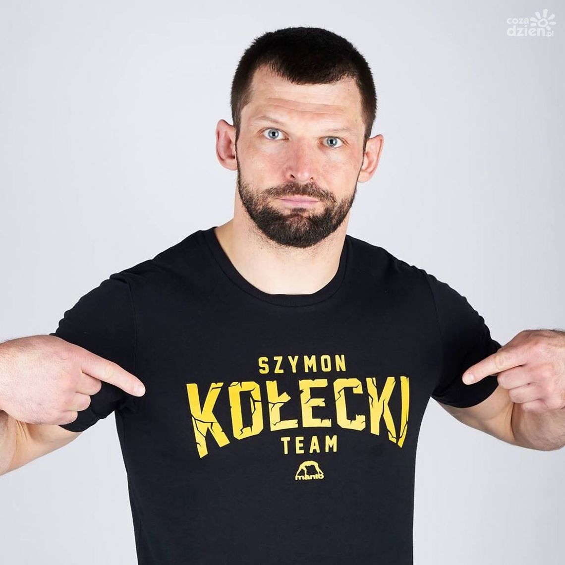 Szymon Kołecki nie złamie rozporządzeń, nie otworzy klubu fitness