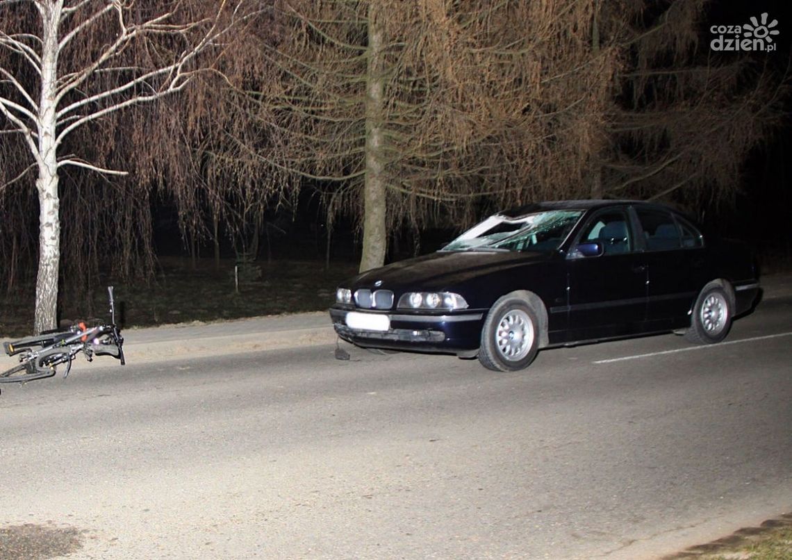 Tragedia na drodze, nie żyje rowerzysta