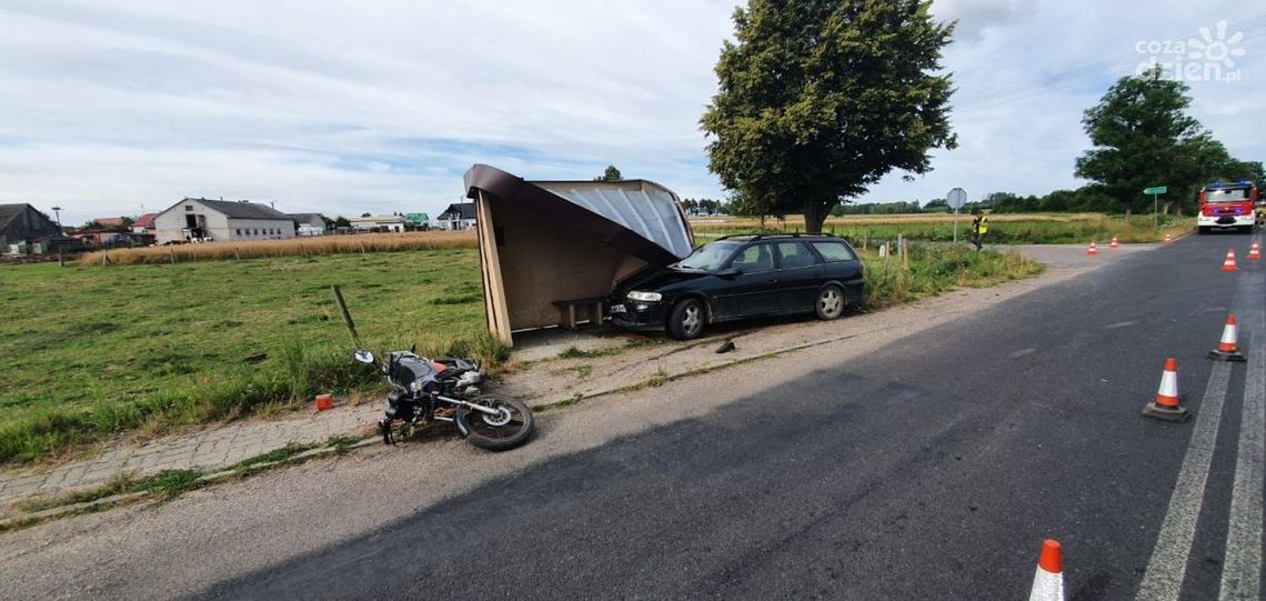 Tragedia w Duczyminie. Nie żyje 44-letni motorowerzysta Tragedia w Duczyminie. Nie żyje 44-letni motorowerzysta