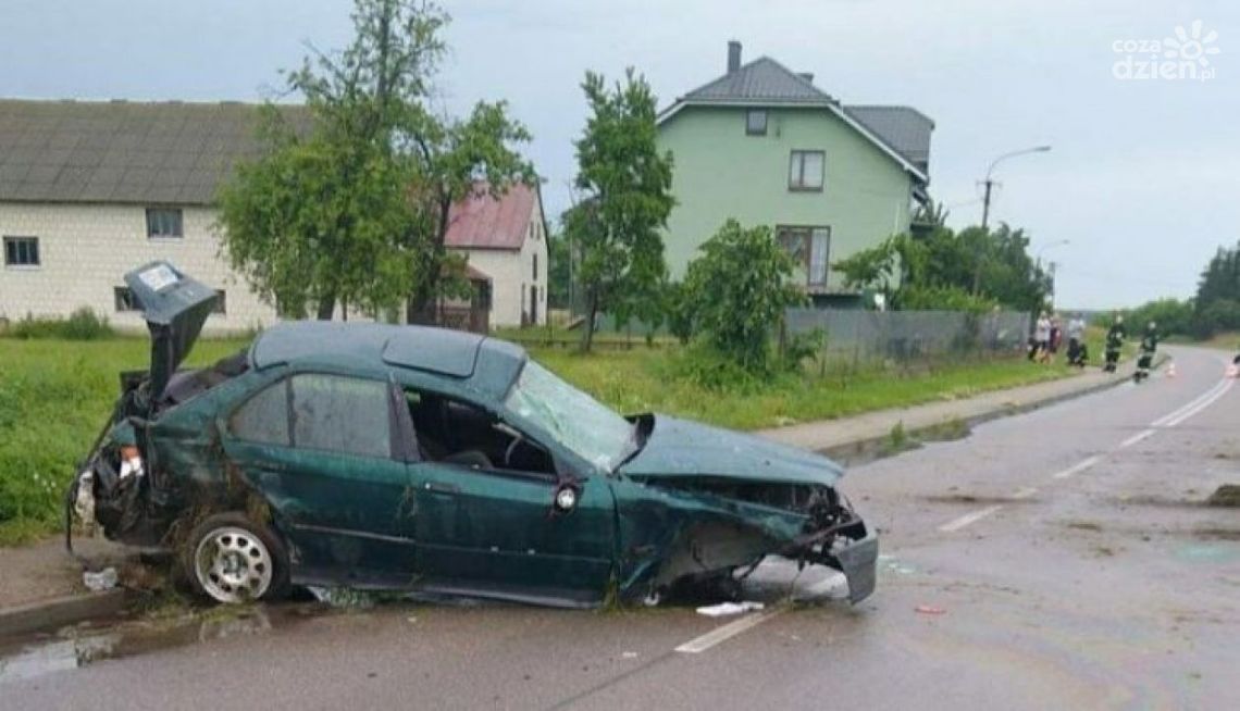 Tragiczny wypadek koło Jednorożca. Zginął 21-latek