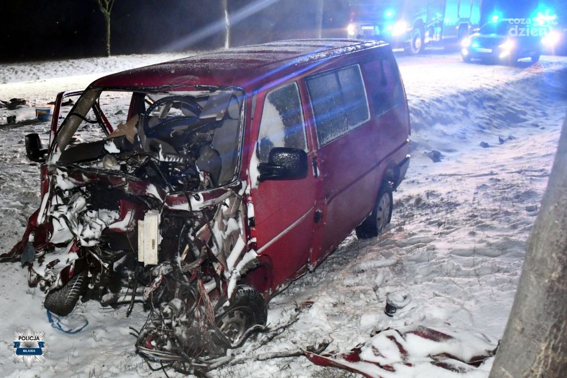 Tragiczny wypadek w Trzciance. Kierowca busa zmarł w szpitalu 