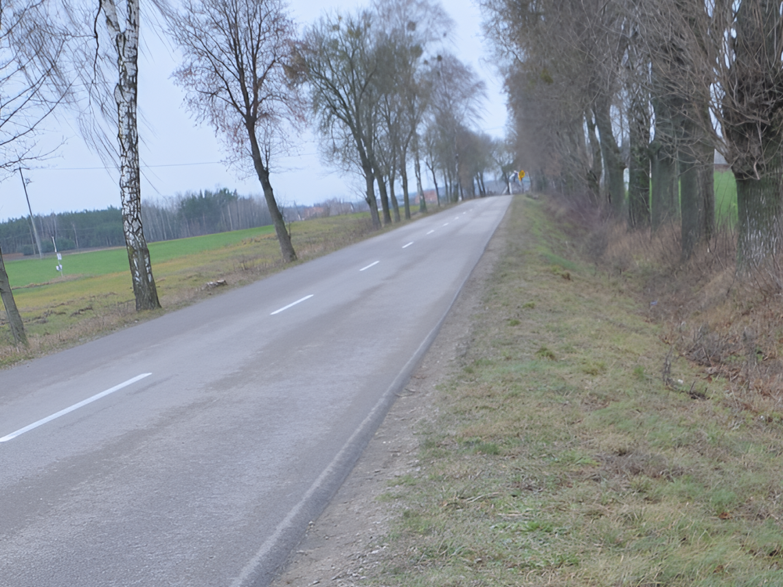 Tragiczny wypadek w Wymysłach - policja poszukuje sprawcy potrącenia rowerzysty