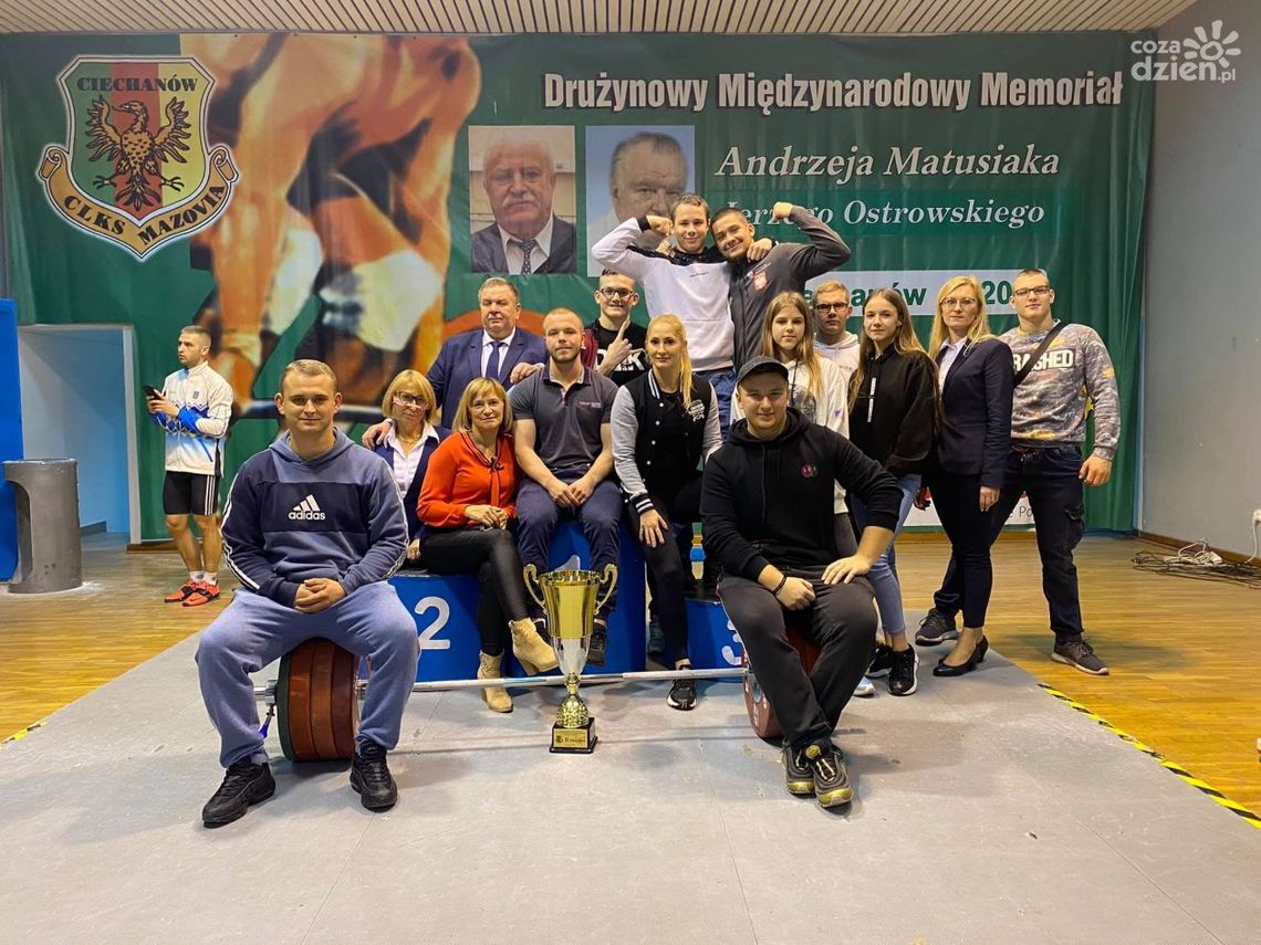 Upamiętnili legendy ciechanowskich ciężarów Upamiętnili legendy ciechanowskich ciężarów