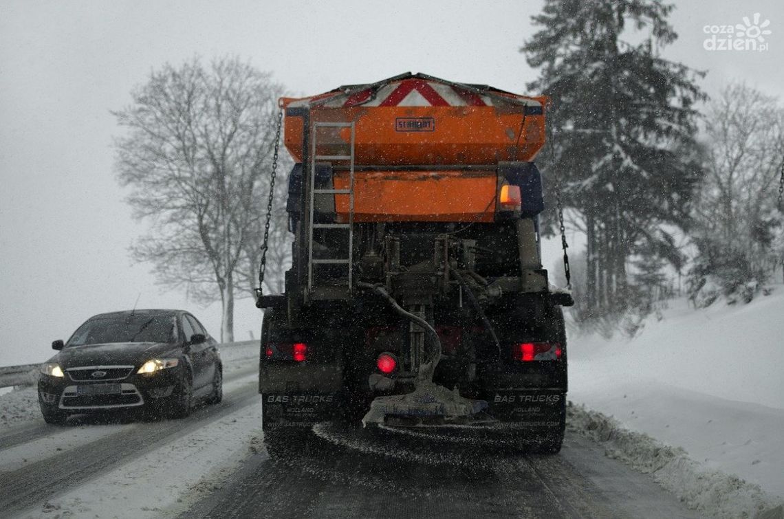 Uwaga na zawieje i zamiecie śnieżne! Uwaga na zawieje i zamiecie śnieżne!