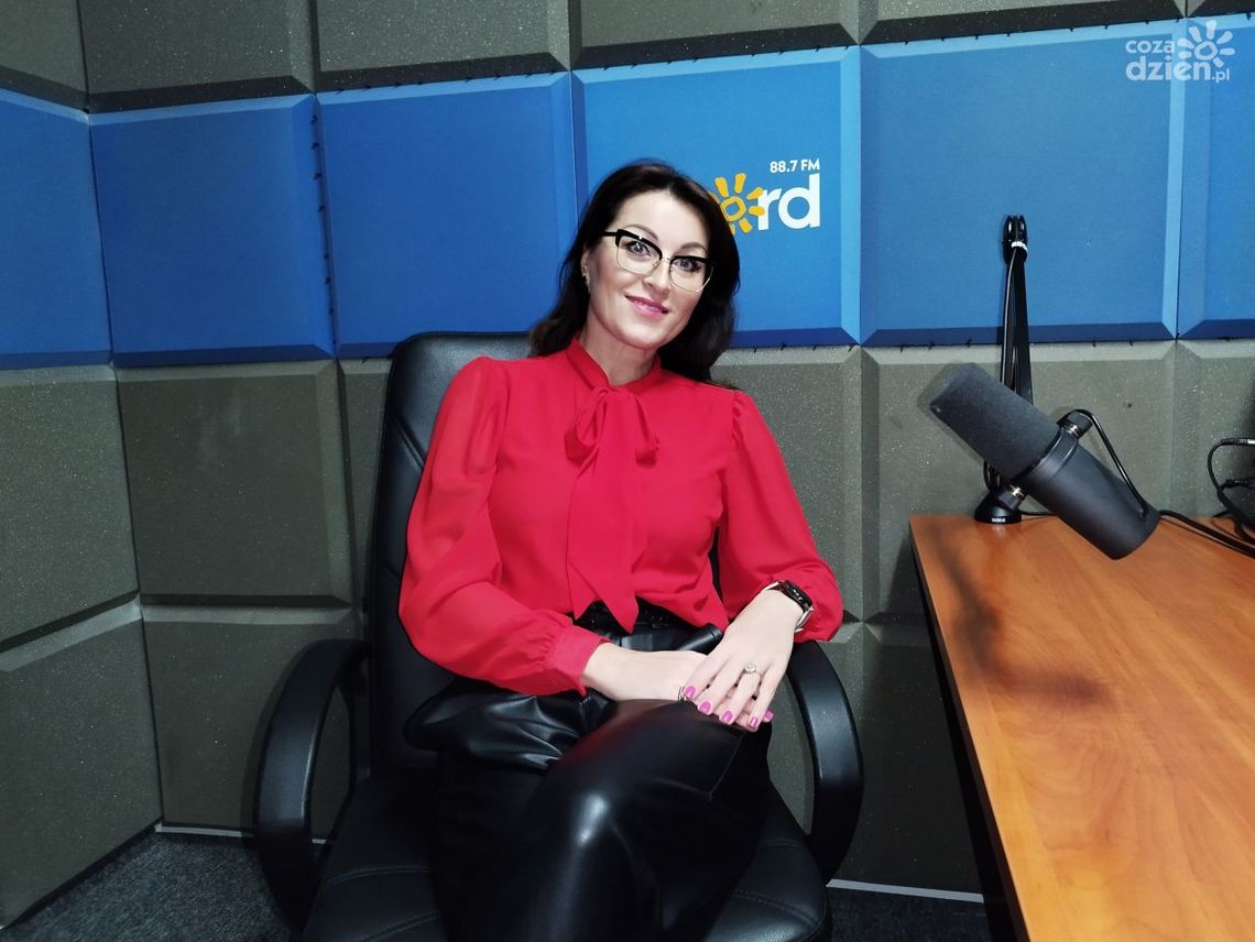 W "czwórce" realizują rozmaite pomysły! Dyrektor Barbara Kamińska mówiła o nich w Rozmowie Radia Rekord W "czwórce" realizują rozmaite pomysły! Dyrektor Barbara Kamińska mówiła o nich w Rozmowie Radia Rekord