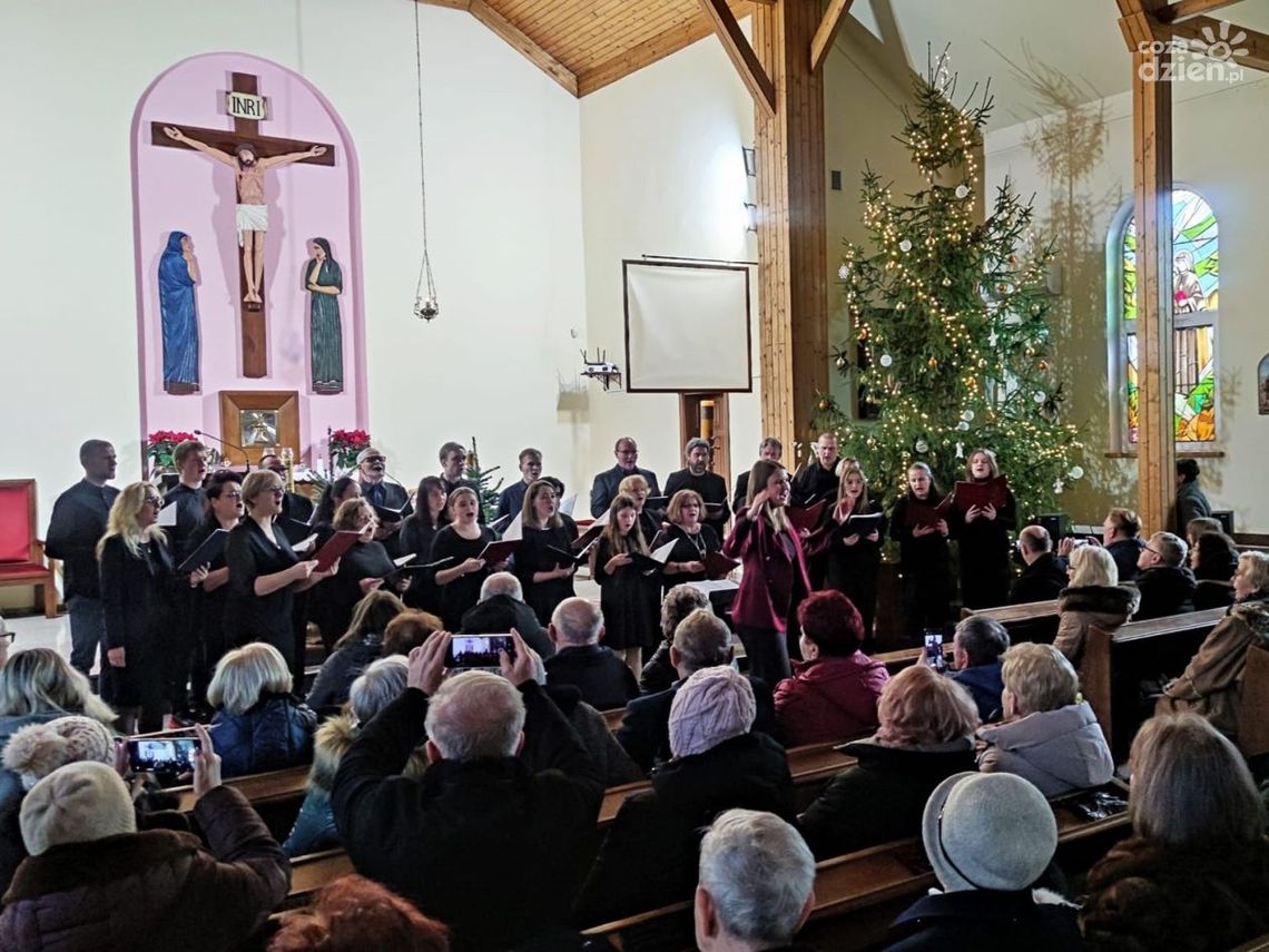 W kościele w Przasnyszu odbył się koncert noworoczno-świąteczny