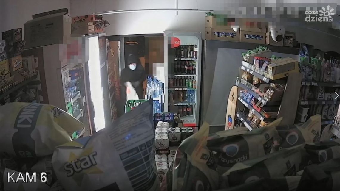 W Stupsku ukradli 300 paczek papierosów, szuka ich policja