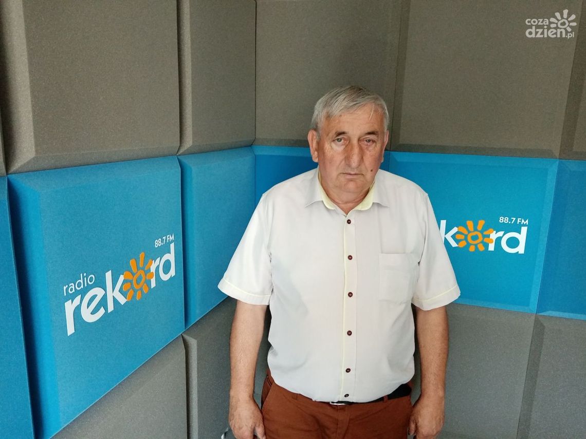 Wiesław Chrzczon: Jeżeli pójdziemy razem, stworzymy piłkę w Mławie, będzie trzecia liga! Obiecuję wam to! Wiesław Chrzczon: Jeżeli pójdziemy razem, stworzymy piłkę w Mławie, będzie trzecia liga! Obiecuję wam to!