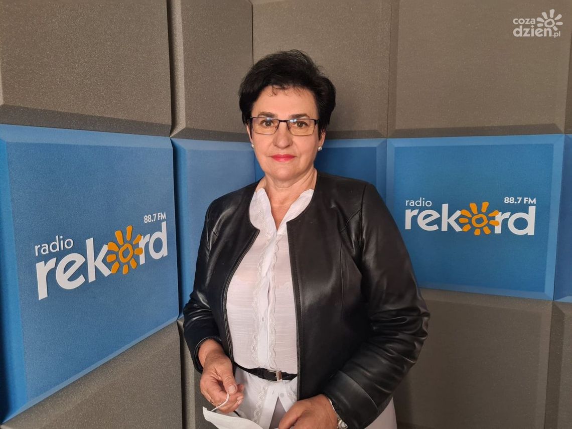 Wiesława Krawczyk: Wakacje to nie zwolnienie z utrzymywania dystansu społecznego
