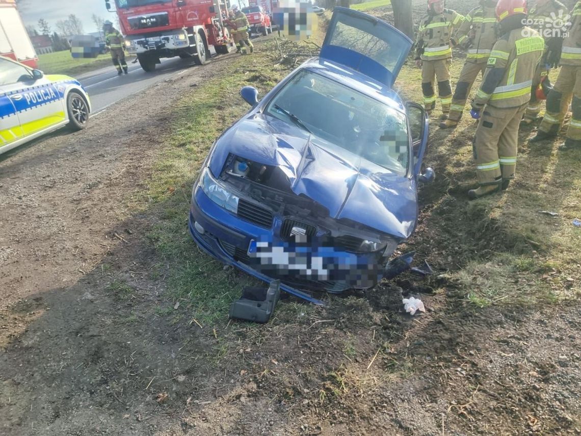 Wjechał do rowu. Policja ustala dlaczego Wjechał do rowu. Policja ustala dlaczego