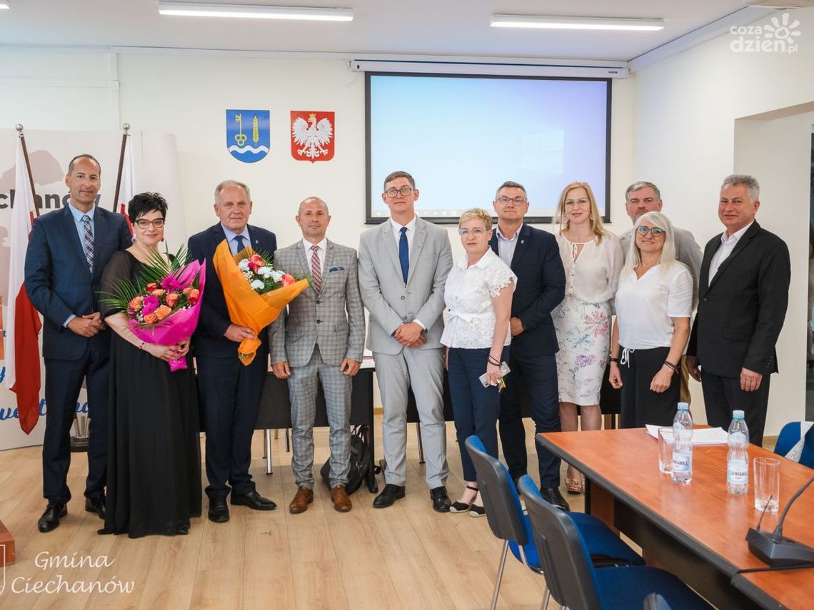 Wójt Gminy Ciechanów z absolutorium za 2024 rok. Rada jednogłośnie poparła budżet