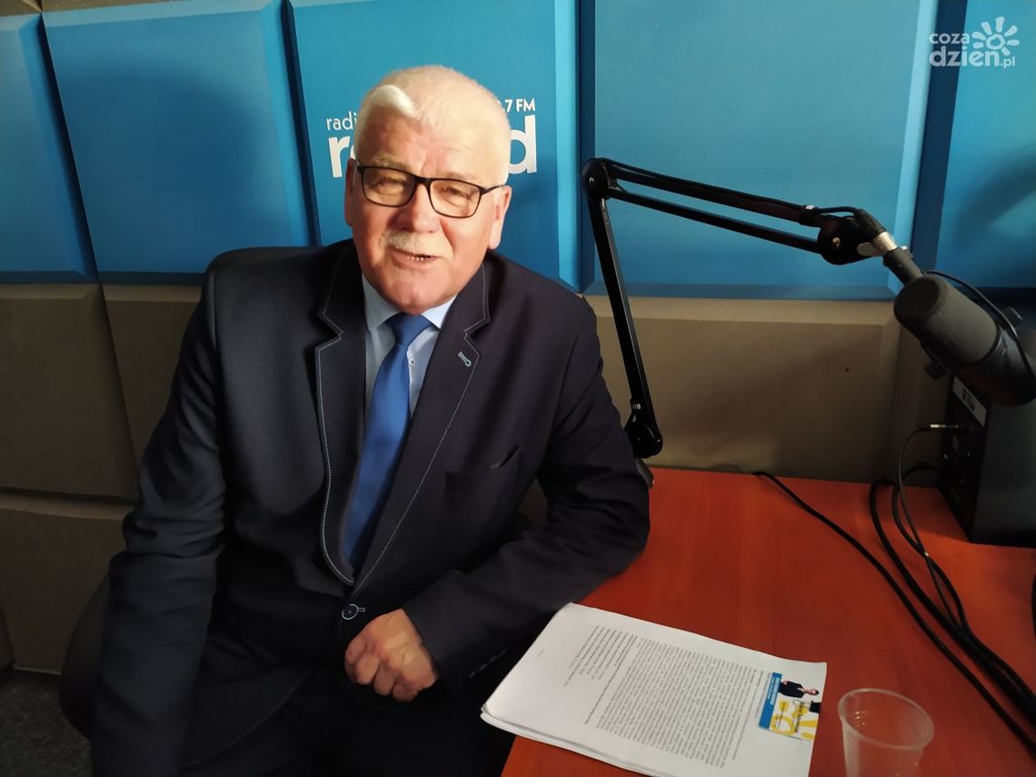 Wójt Marek Piotrowicz o Grudusku, ludziach, pieniądzach i kawie