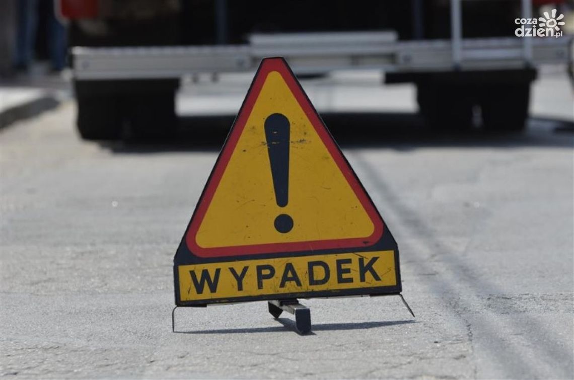 Wypadek na drodze powiatowej Raciąż-Płońsk: apel policji o ostrożność