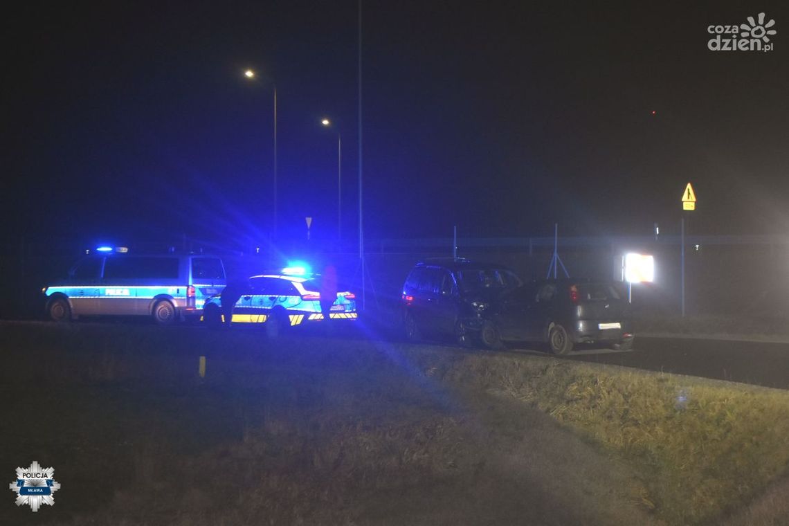Wypadek na trasie S7 - ranne trzy osoby