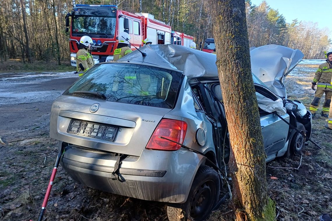 Wypadek w Kuskowie - Glinkach. Śmigłowiec zabrał ranną kobietę