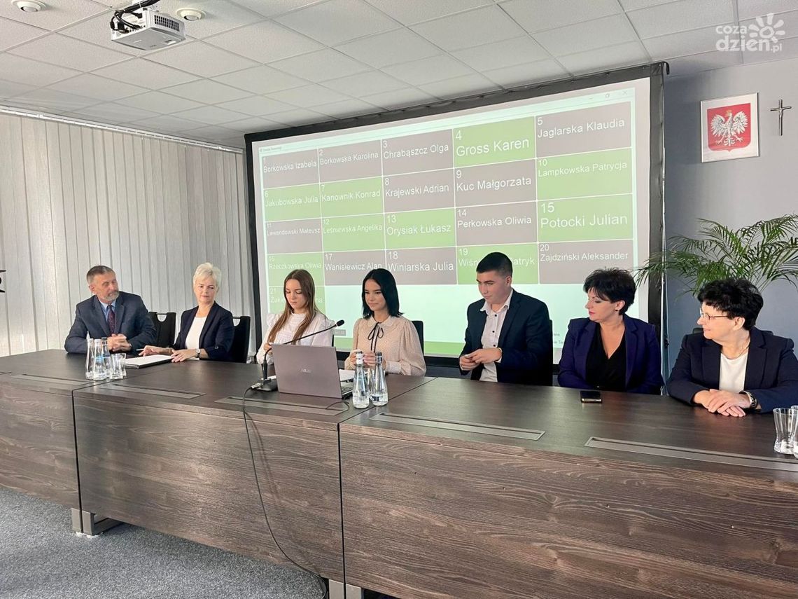 Za nami pierwsze posiedzenie Młodzieżowej Rady Powiatu Ciechanowskiego