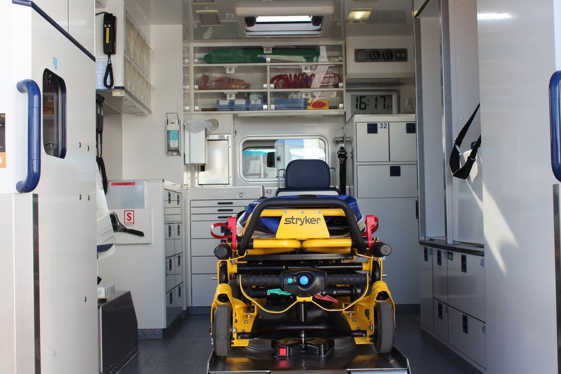 Wnętrze ambulansu